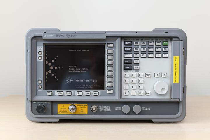 Анализатор коэффициента шума Agilent NFA